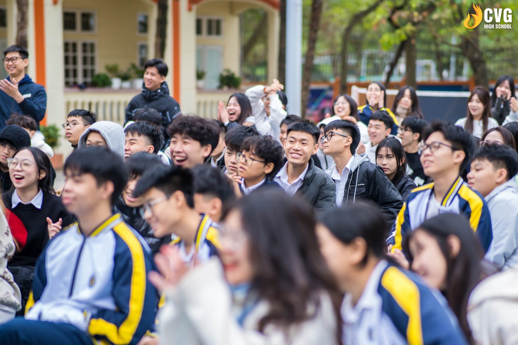 Cảm xúc vỡ oà của CVHSer trước những câu chuyện, lời ca và thông điệp ý nghĩa đến từ các Cựu chiến binh Cảm xúc vỡ oà của CVHSer trước những câu chuyện, lời ca và thông điệp ý nghĩa đến từ các Cựu chiến binh